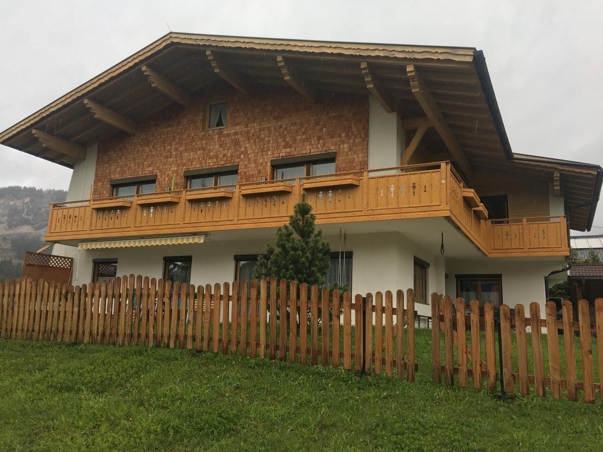 Haus Lorenz Grän エクステリア 写真
